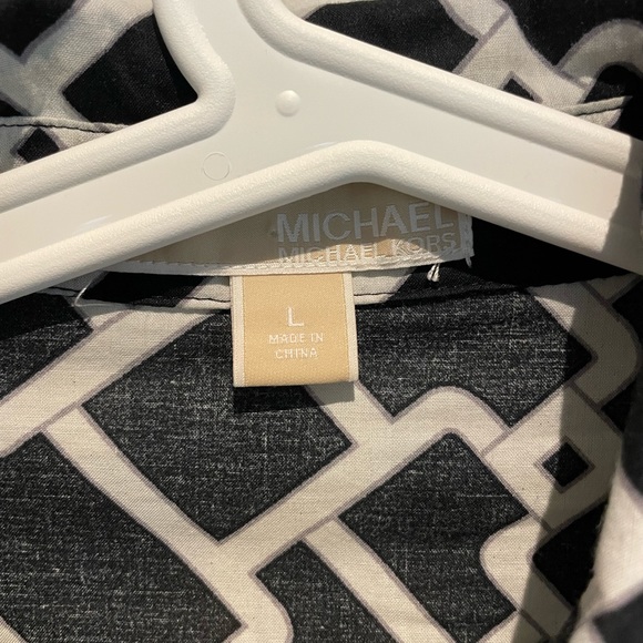Michael Kors 💯 cotton shirt - Picture 3 of 7